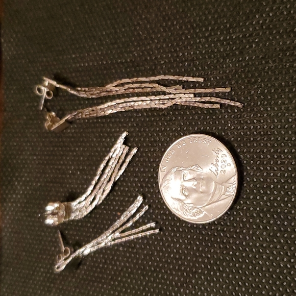 2 PAIR OF VINTAGE SILVER CHAIN FASHION EARRINGS - Picture 3 of 5